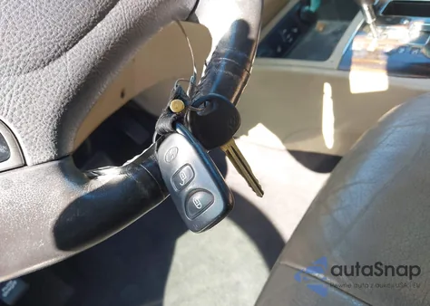 2012 Hyundai Santa Fe Limited V6 from USA, damaged, VIN 5XYZK4AG9CG104117